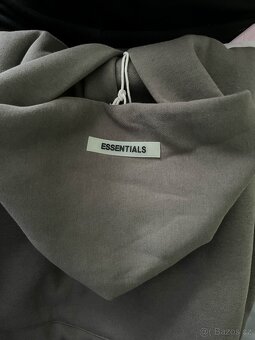Essentials mikina - M (165-180cm) - hnědá - 9