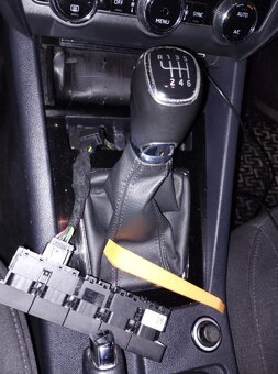 DEAKTIVATOR SYSTÉMU START STOP - 9