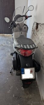 Aprilia Scarabeo 200 - 9