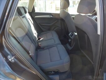 Audi Q5 2,0 TDi 125KW 4X4 1MAJ SERVIS - 9