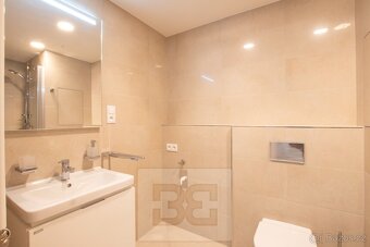 Pronájem byty 1+kk, 33 m2 - Praha - Háje, ev.č. N08026 - 9