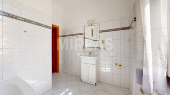 Praha 3 - Žižkov, pronájem mezonetového bytu 5+1 214 m2, okr - 9