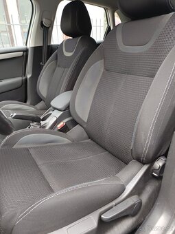 prodám pěkný citroen C4 r.v. 2017 - 9