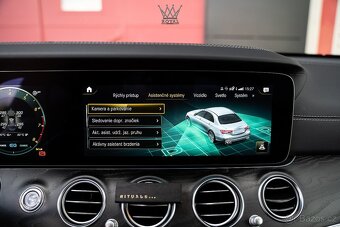 Mercedes-Benz E53 AMG Sedan 4Matic DPH - 9