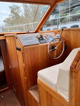 LOĎ Motorová kajutová Technomarine ALEXIS 12 - 9