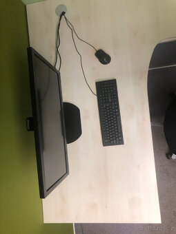 3x kancelářské pracoviště - 9