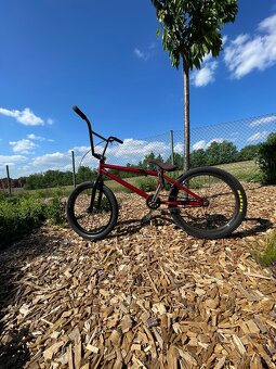Prodám BMX cena 5000kc💶 - 9