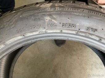 prodám letní pneumatiky 235/50/18 Pirelli,Bridgestone sada - 9