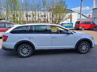 Škoda Octavia scout 2.0 TDI 135Kw - 9