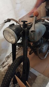 ČZ 125 T - 9