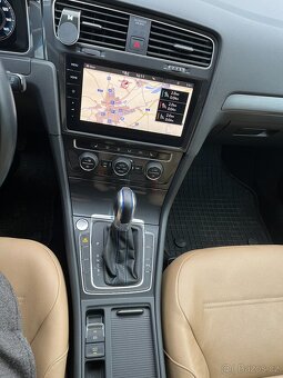 VW e-golf, 100 kW/35,8 kWh, TZ, TČ - 9