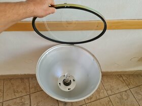 Tovární industriální halogenové osvětlení, lampa, světlo - 9