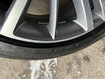 Original alu sada MB CLS W257 R19 + letní pneu - 9