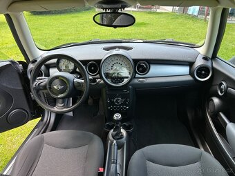 Mini Cooper ONE R56 1.6i - 9