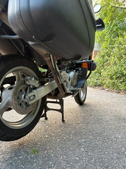 Honda XL 1000V Varadero - 9