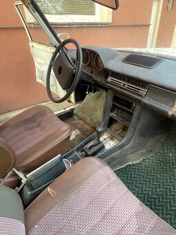 Prodám Mercedes Benz W115 - 9