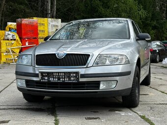 Škoda Octavia Combi 1.8 TSi 160 koní ČR, po servisu, slušná - 9