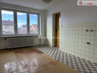 Prodej vícegeneračního rodinného domu o dispozici 5+1 v Doln - 9