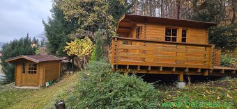 zahradní 2 chatky u lesa Jundrov Brno , zahrada 786 m2 , par - 9