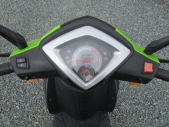 Maxon Blade 125 JJ125T-13, 1. maj. - 9