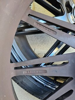 5x112 r19 Motec - 9