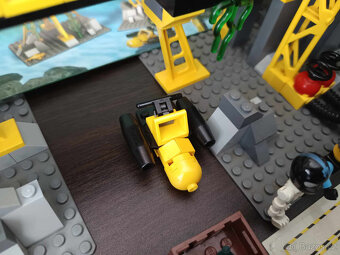 LEGO Aquaraiders II 7775 Aquabase Invasion +návody - 9