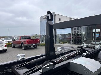 Prodám Mercedes-Benz Atego 1618, nosič 8t - 2 kusy - 9