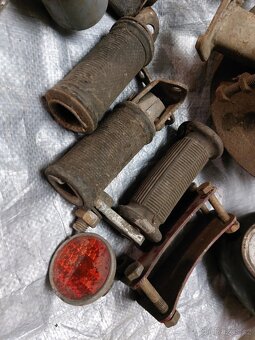 Vyklizeni, moto dily - 9