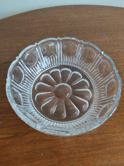 Broušené sklo vintage-ruzné - 9