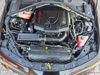 Alfa Romeo Giulia 2.0 Turbo Veloce - 9