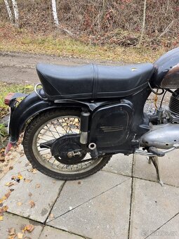 ČZ 175 SPORT - 9