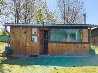 Prodej KARAVANU s Dřevěnou přístavbou . - 9