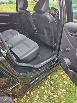 Mercedes-Benz B 200 - 9