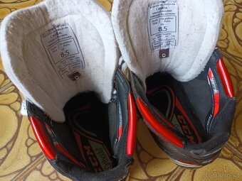 Brankářské brusle CCM Jetspeed FT2, 8,5 D, (užší provedení) - 9