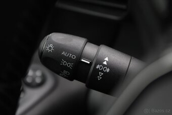 Peugeot Rifter 1.5 BlueHDI 96kW ALLURE DPH ČR (2020) - 9