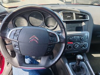 Citroën C4
2.0 110 KW - 9
