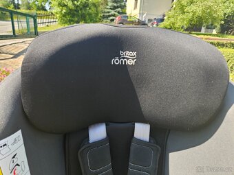 Britax Dualfix m i-size - 9
