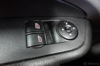 Ford Focus 1.6i ,  74 kW benzín, 2010 - 9