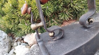 Stará žehlička patent W.LUNDH No 5 nahřivacím tělískem. - 9