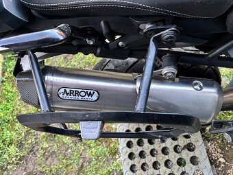 Triumph Tiger 800 xc 2013, kufry, příslušenství - 9