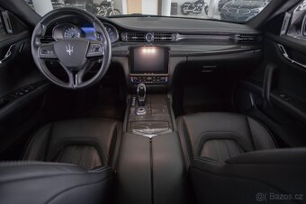 Maserati Quattroporte - 9