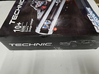 TECHNIC STAVEBNICE 42111 Dom's Dodge Charger NÁHRADA - 9