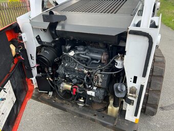 Pásový nákladač UNC Bobcat T590, pouze 1700mth + KLIMA - 9