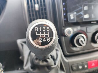 Citroën Jumper 2.2 HDi,6 st.manual,103 kW,CARADO T447,r.2024 - 9
