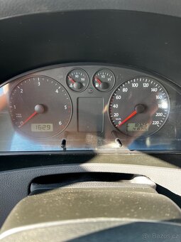 VW Transporter long 2,5 TDI 96kw - 9
