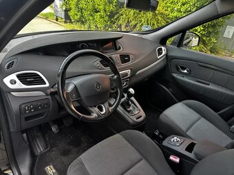 Renault Grand Scénic 1.5 dCi Navi 7 míst ALU kola Rok 2014 - 9