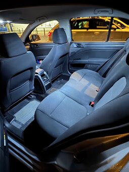 Škoda Superb 2 2011 - 9