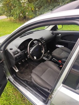 Mondeo mk3 2.0 85kw 2005 combi s tažným zařízením - 9
