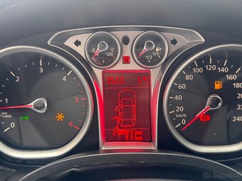 Ford Focus 1.6 TDCI - 9