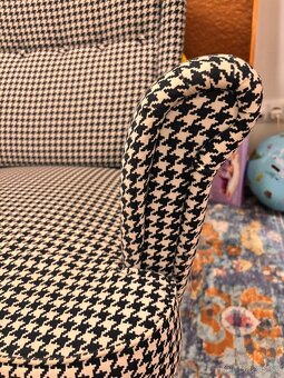 Křeslo IKEA STRANDMON – kohoutí stopa - 9